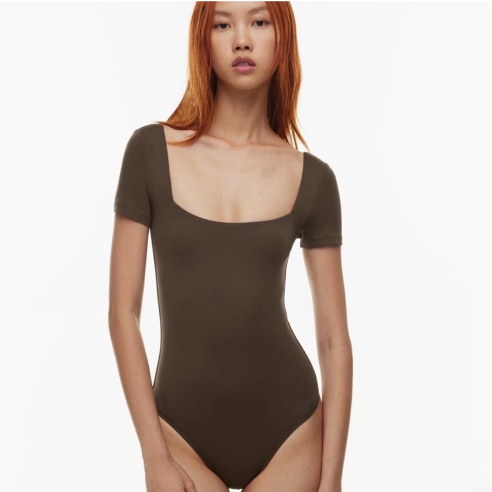 Aritzia Babaton Brown Women's Bodysuit